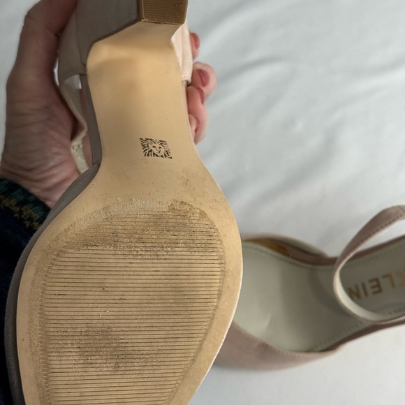 Anne Klein Akhenrika Blush Peep Toe Heels Size 8 - Picture 13 of 16